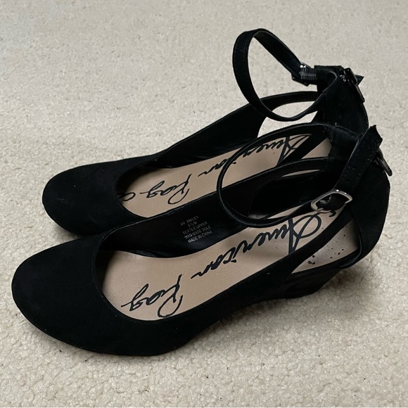 American Rag Black Wedge Heels - Picture 1 of 4